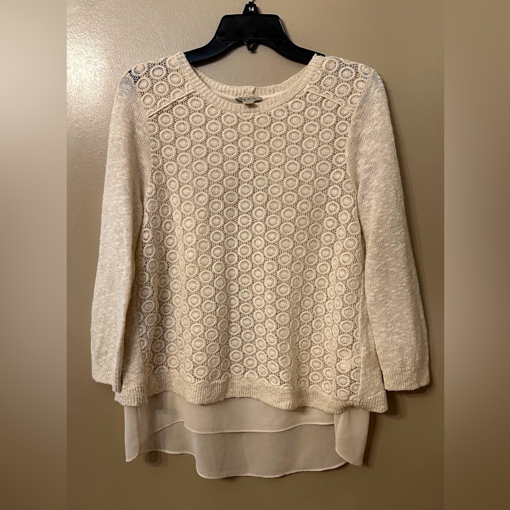 Women’s‎ Lucky Brand 2 layer crochet sweater - Size Medium